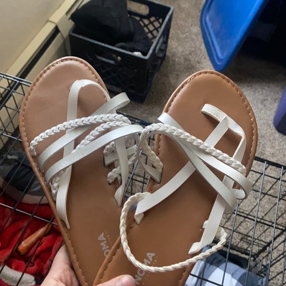 Sonoma flip flops